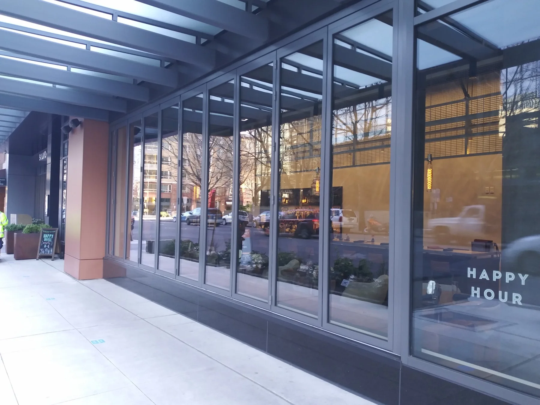 Folding Windows, Private Residence